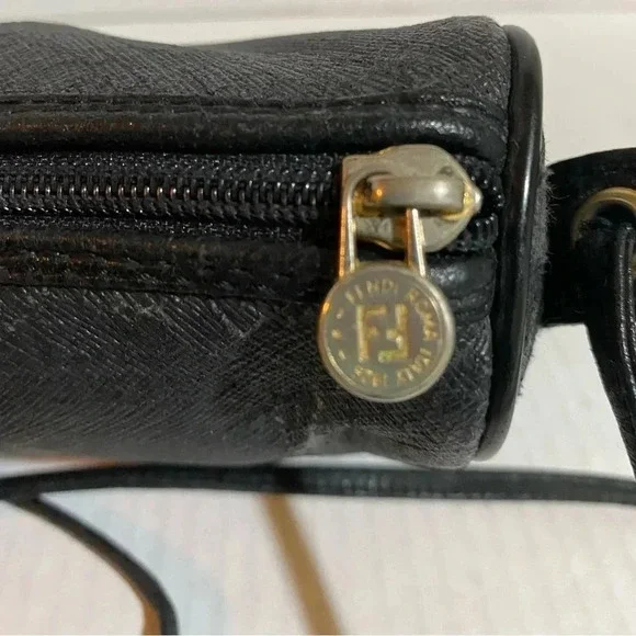 Fendi vintage black canvas distressed crossbody handbag - Picture 9 of 13